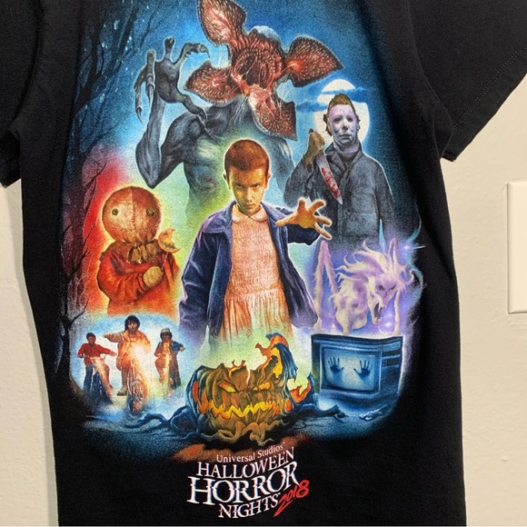 Universal Studios Halloween Horror Nights‎ 2018 Stranger Things Black Tee XS - Picture 2 of 4